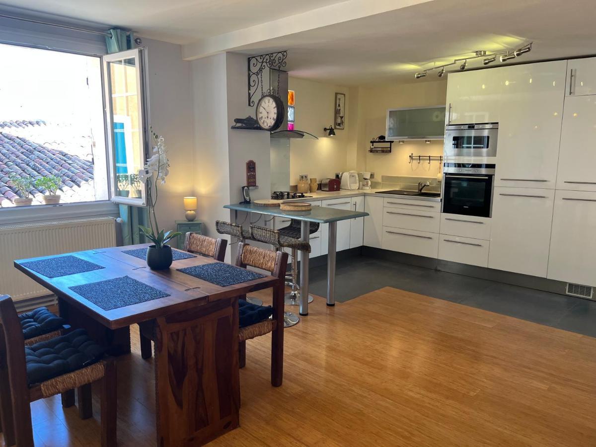 Appartement Chaleureux En Provence Saint-Maximin Exteriör bild