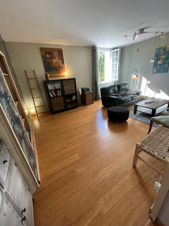 Appartement Chaleureux En Provence Saint-Maximin Exteriör bild